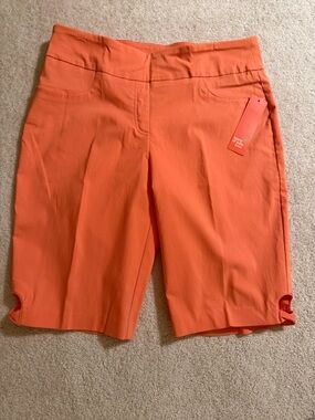 hearts of palm Coral-Orange Active Shorts